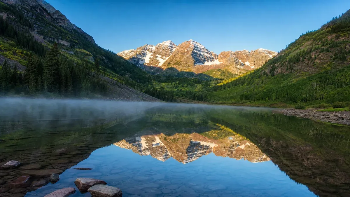 Alpine Lakes mountain pass guide illustration