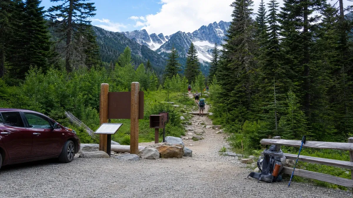 Hiking Stops mountain pass guide illustration