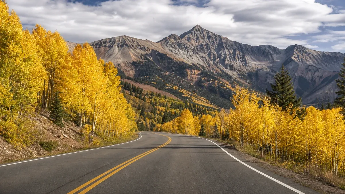 Scenic Driving Routes mountain pass guide illustration